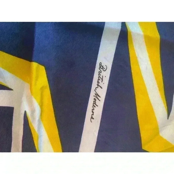 British Moderns scarf - Picture 3 of 5